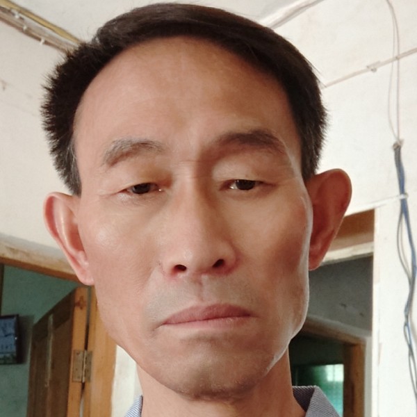 浅陌与可靠的照片