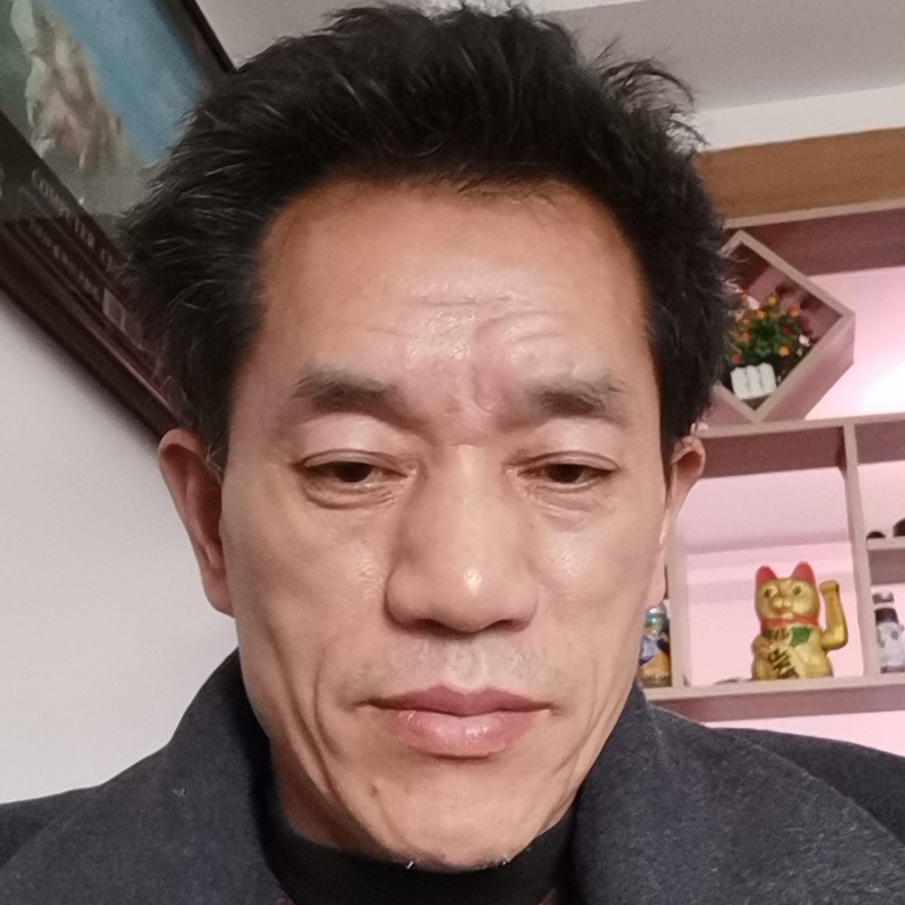 服饰向忐忑的照片