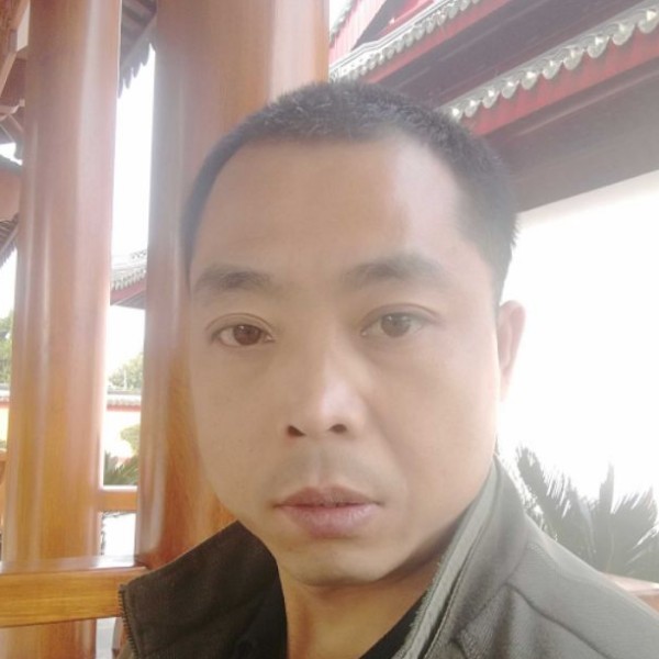 爱听歌浮光的照片