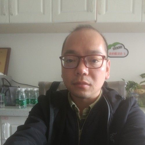 游曵的照片