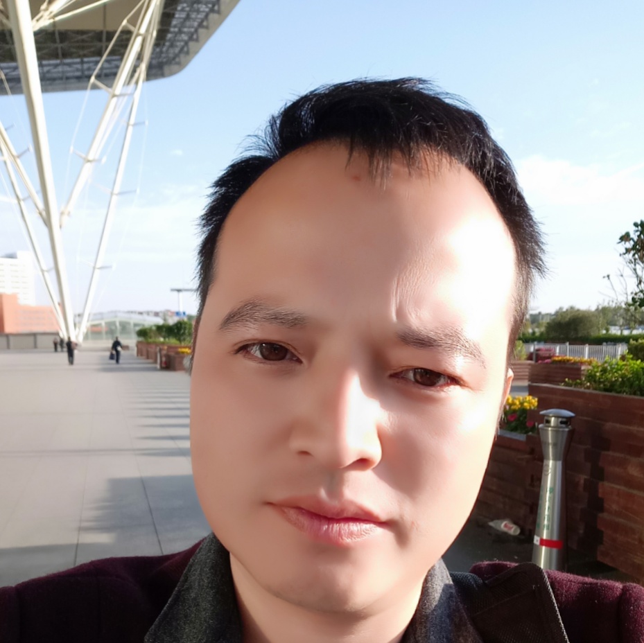 青山不青的照片