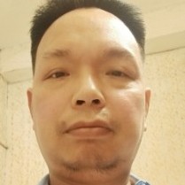 性猛男的照片