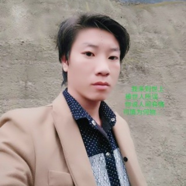 昏睡泪了书包的照片