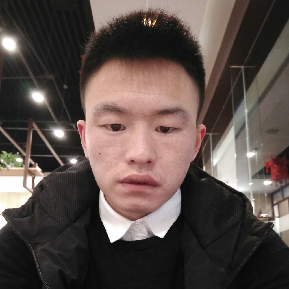 大船高挑的照片