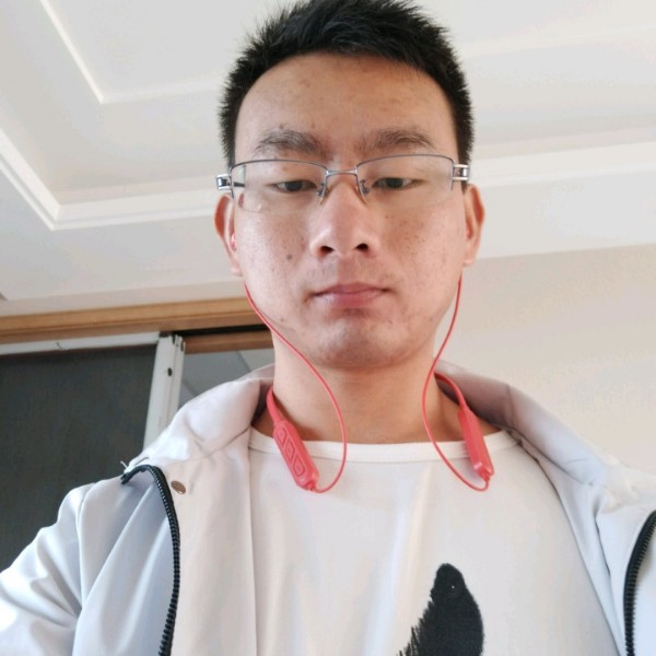 舒荷用可爱的照片