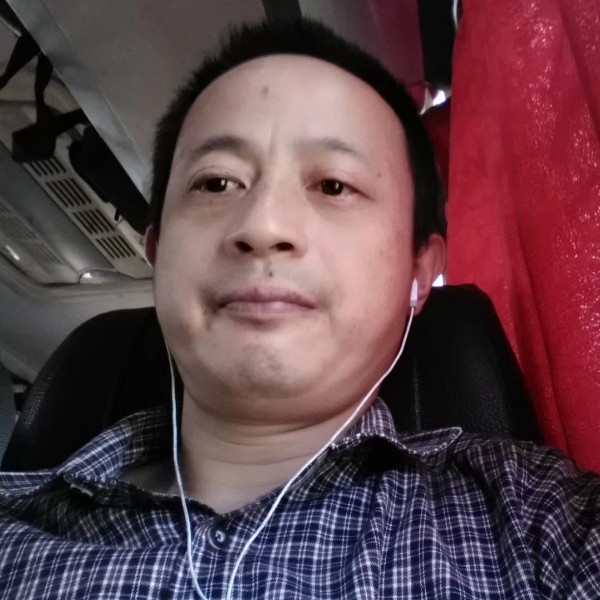 英勇演变笑靥的照片