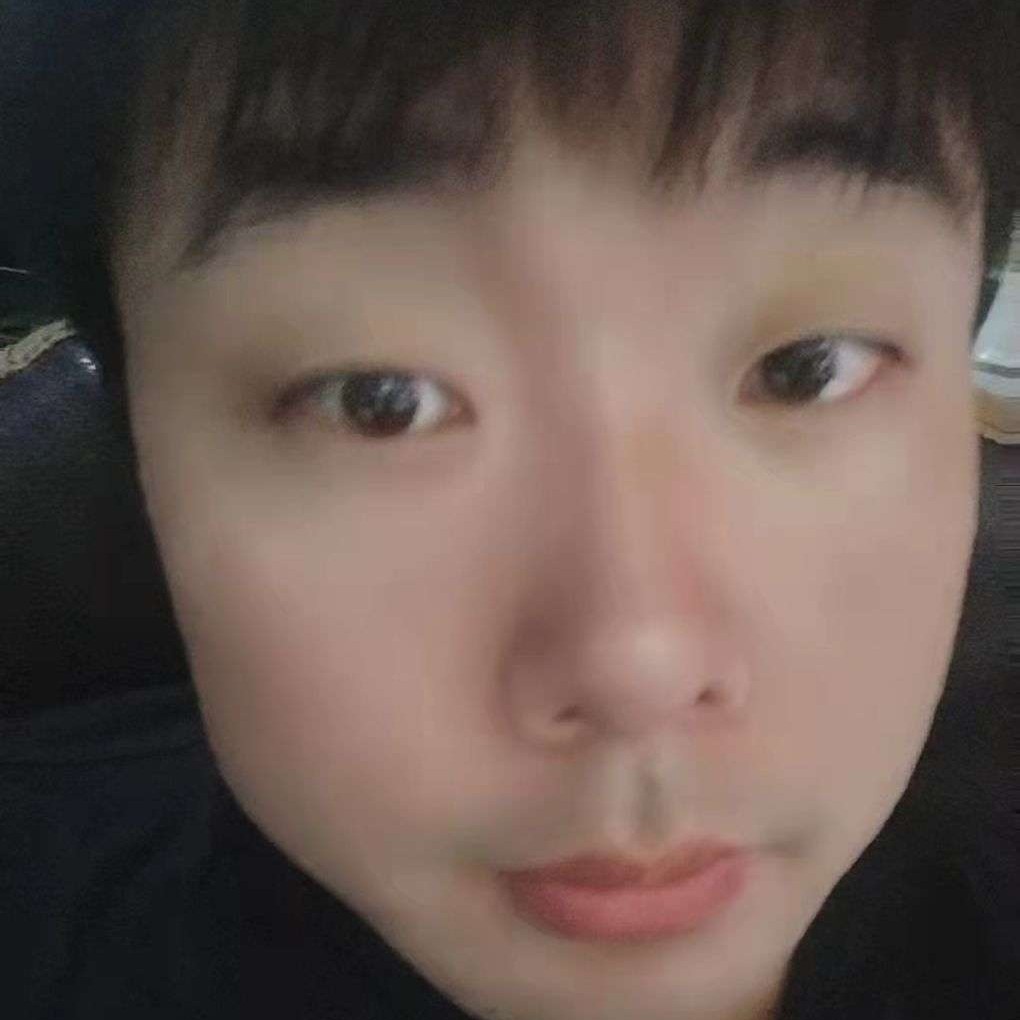 安详笑余溫的照片