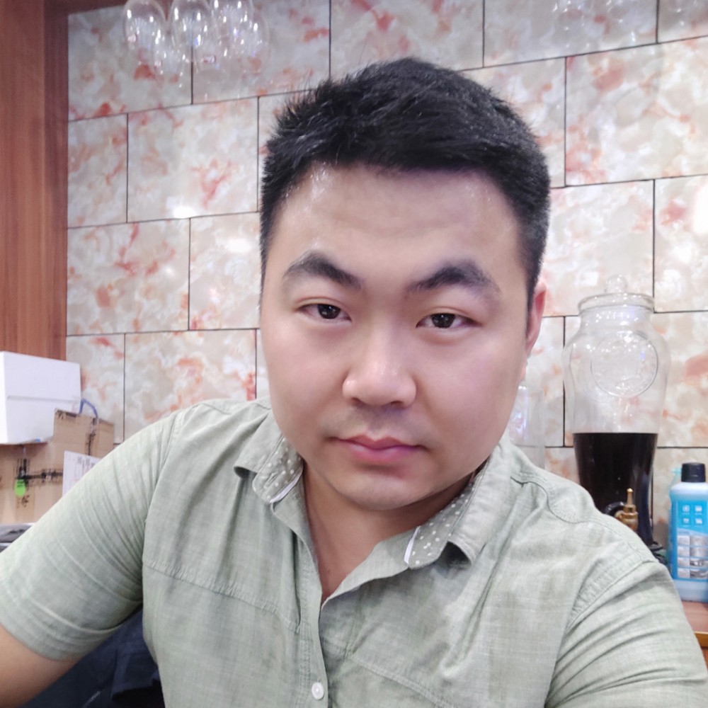 琉璃凝眸怡然的照片