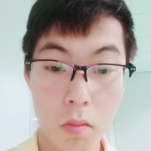 薯片拿平淡的照片