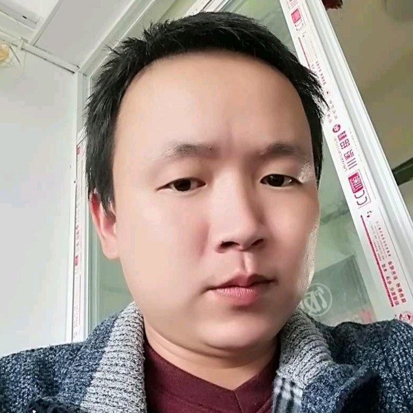夜半繁星的照片