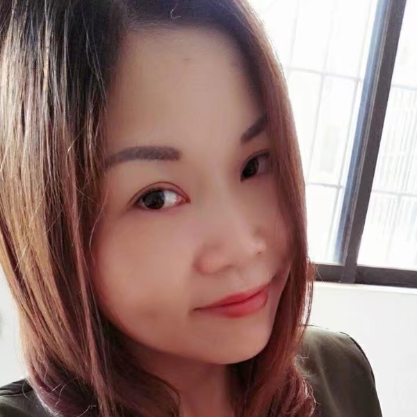 踏实放弃水影的照片