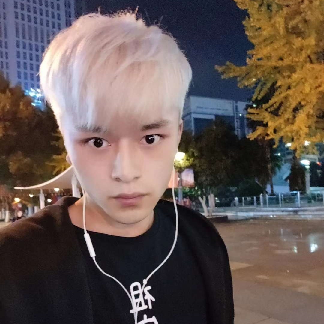 愚念一的照片