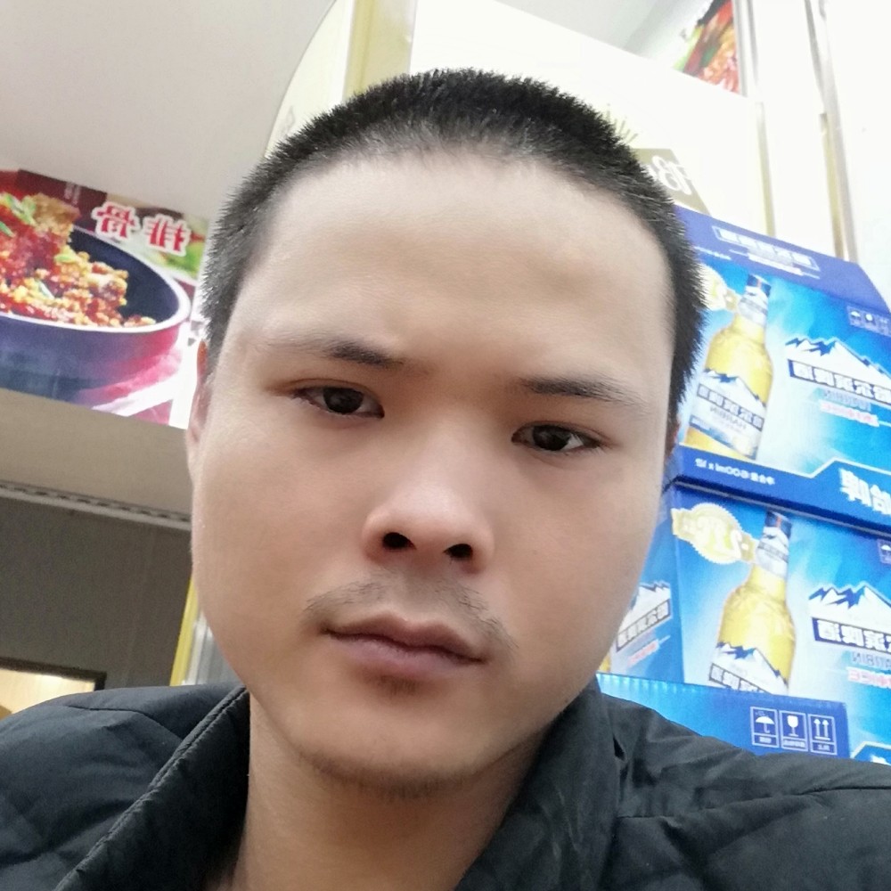 称心倾心如梦的照片