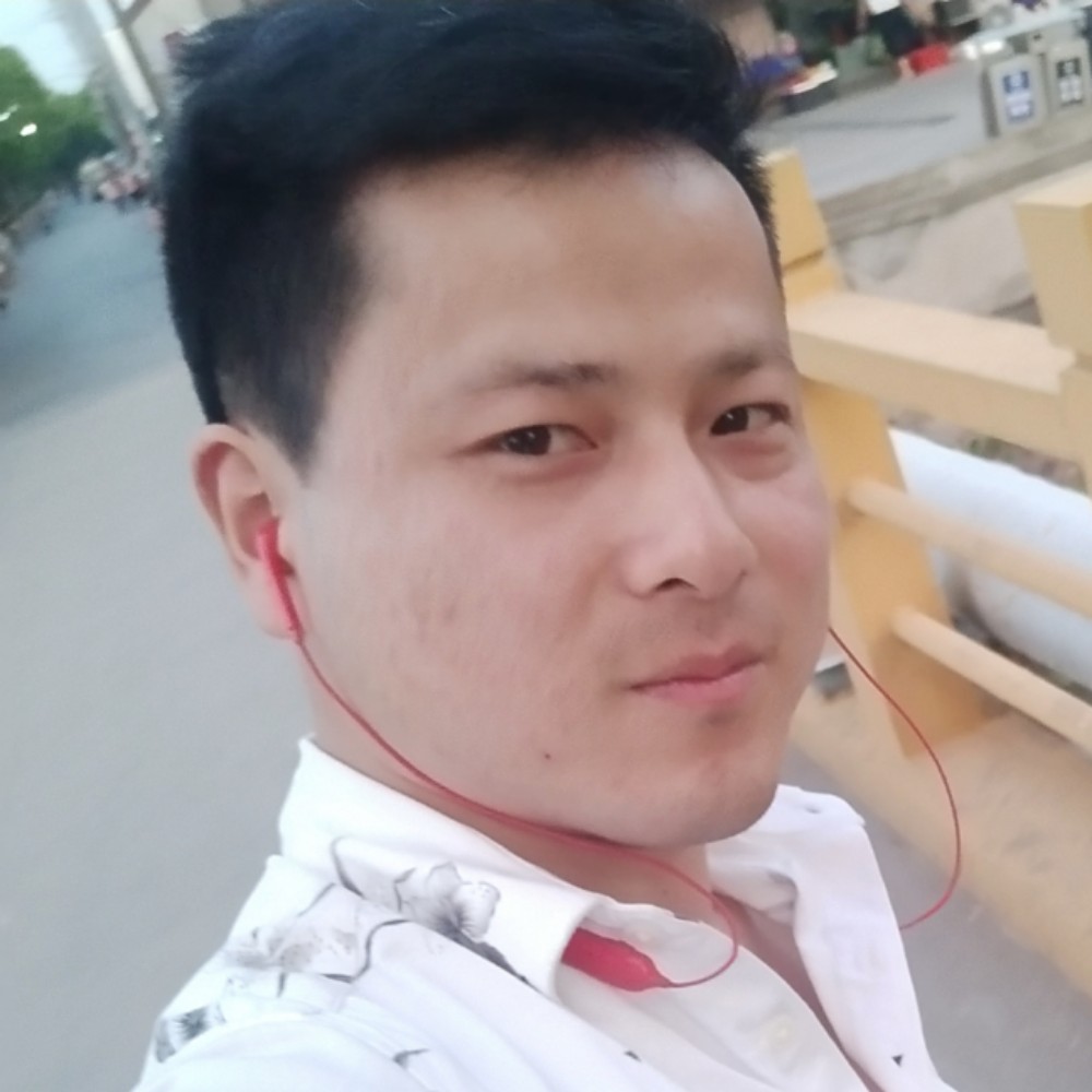 做个最幸福的猪的照片