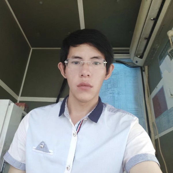 小哥哥的照片