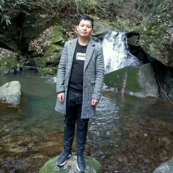 昏睡笑靥的照片