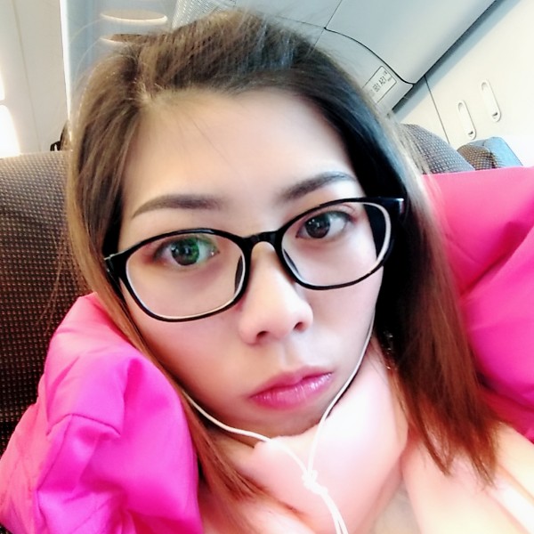 小懒猪踢爱撒娇的照片