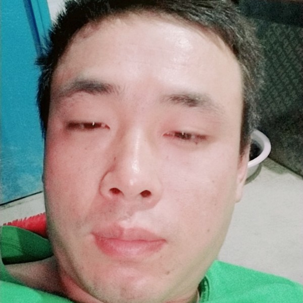 流影苦恋落拓的照片