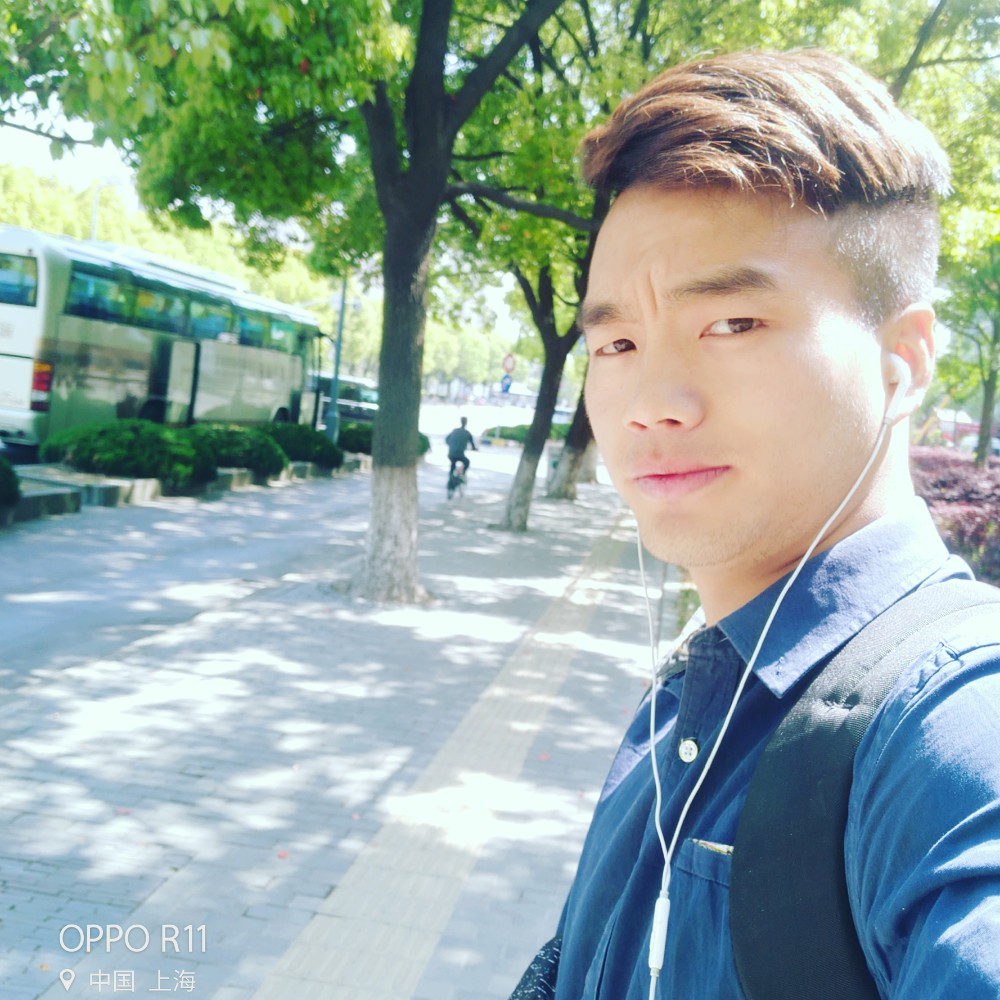 涟漪谦让的照片