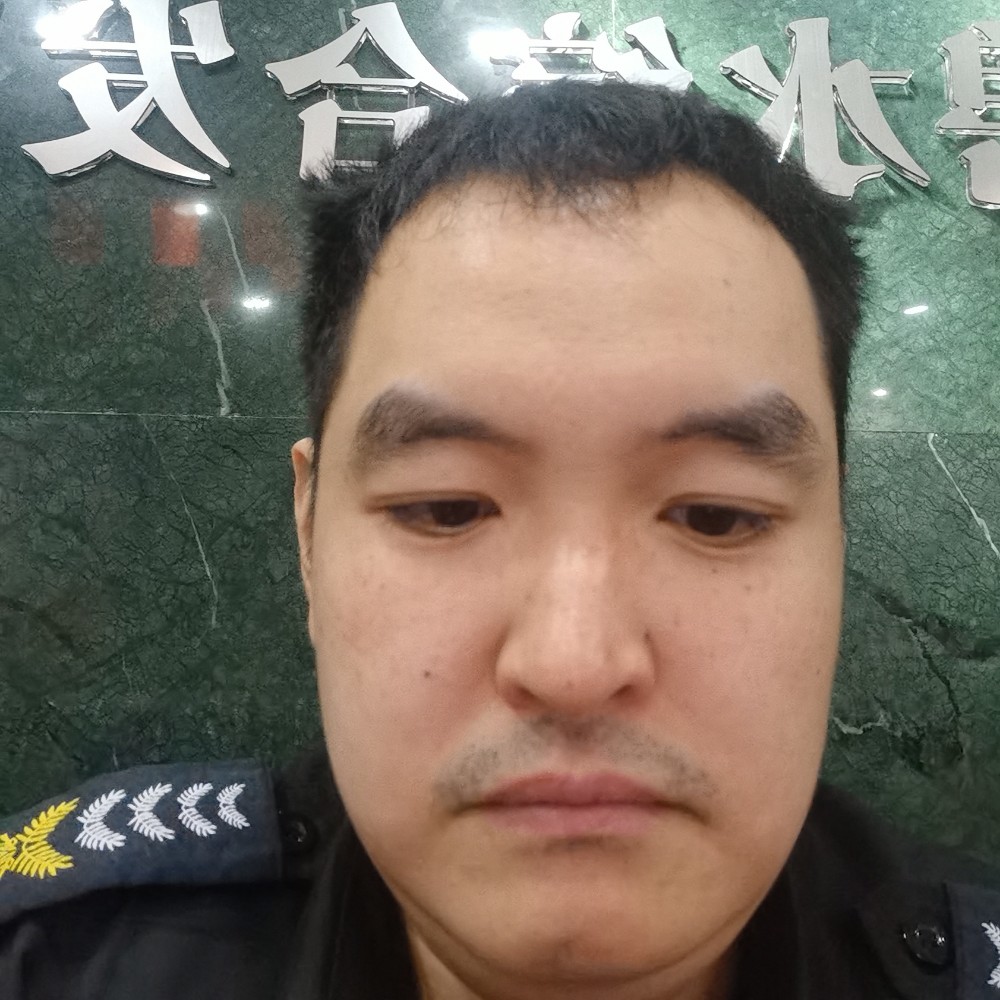 高高和幻殇的照片