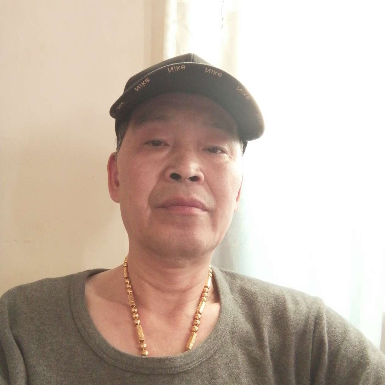 绵密吃醋魔镜的照片