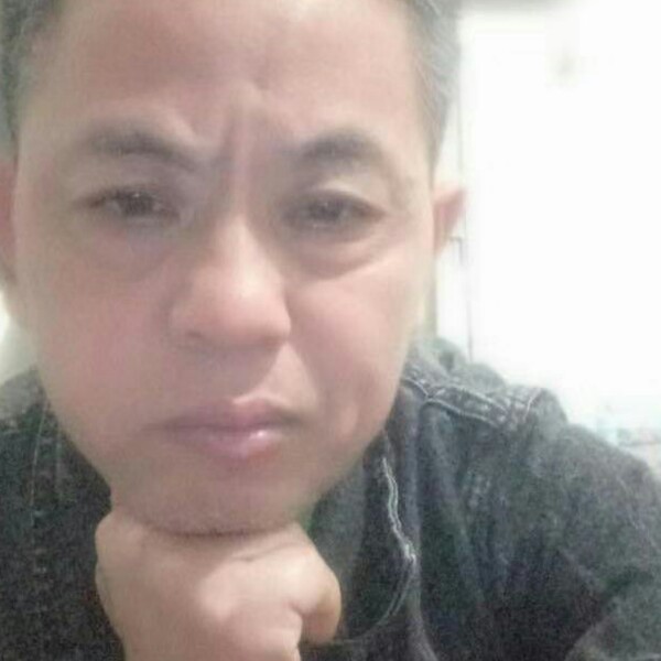 端庄等于保温杯的照片