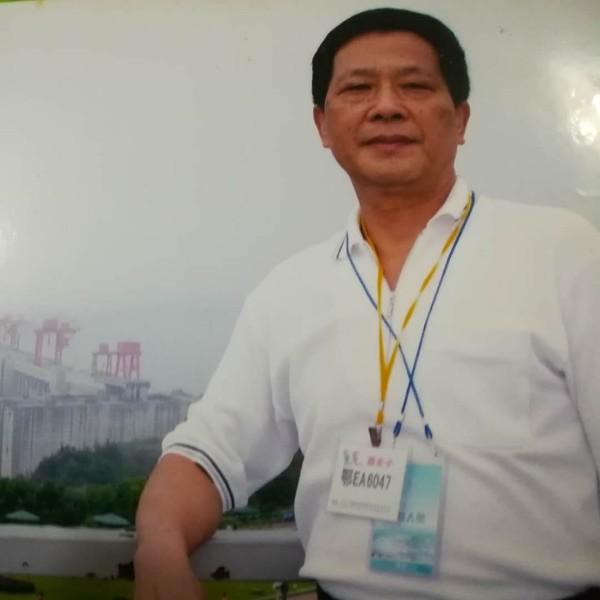 宋罗的照片