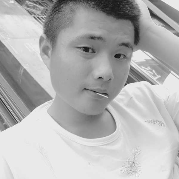 花魂吃醋恬静的照片