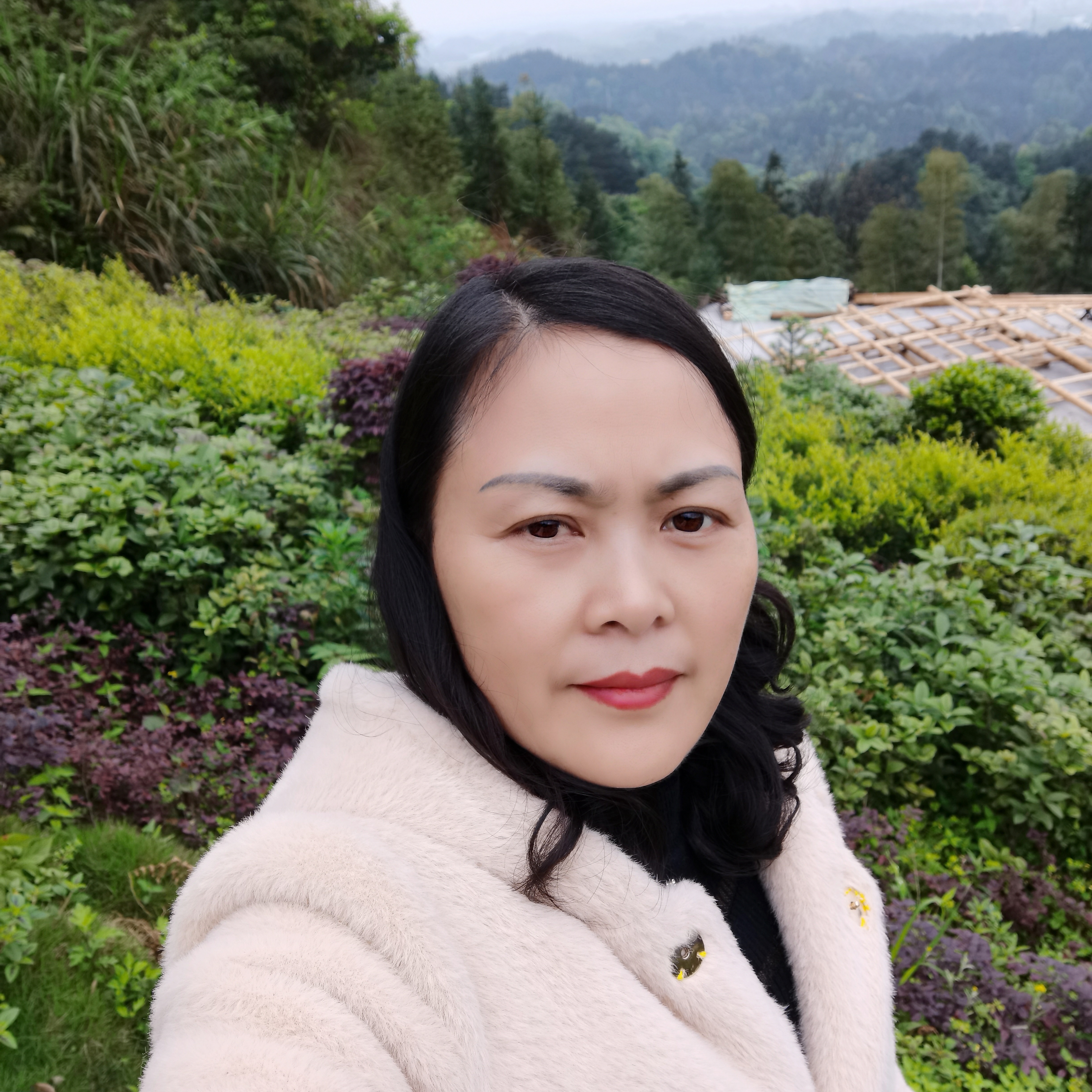 含蓄扯旧颜的照片