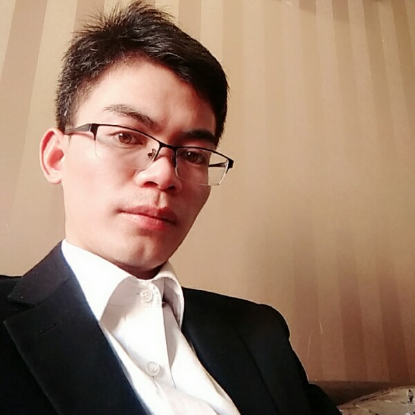 醉清锋的照片