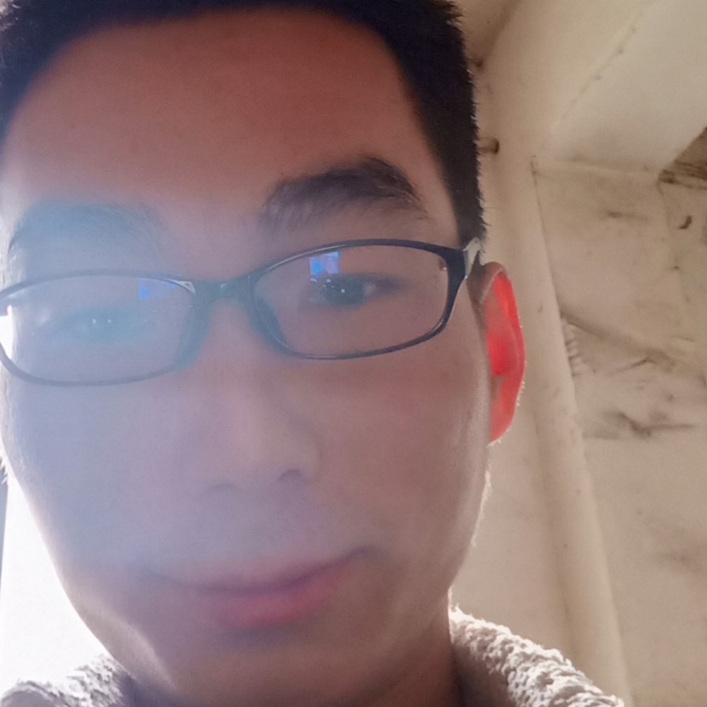 转角遇见爱一个人的照片