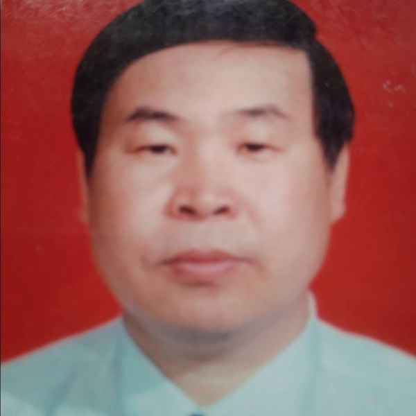 牛根根的照片