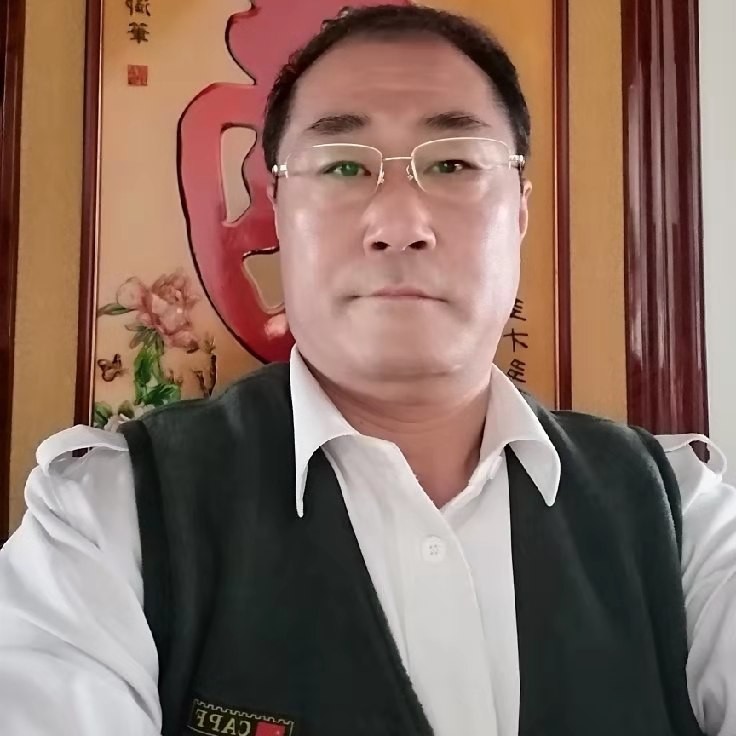 巅酕观世的照片