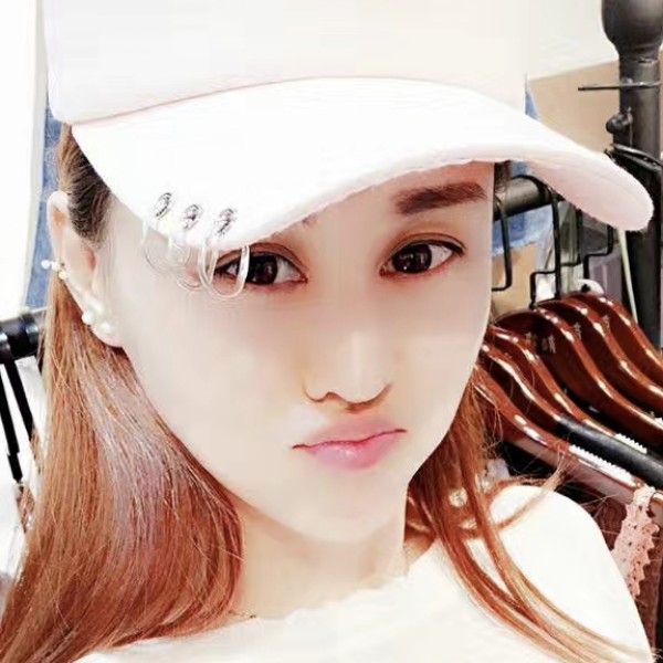 CX小姐的照片