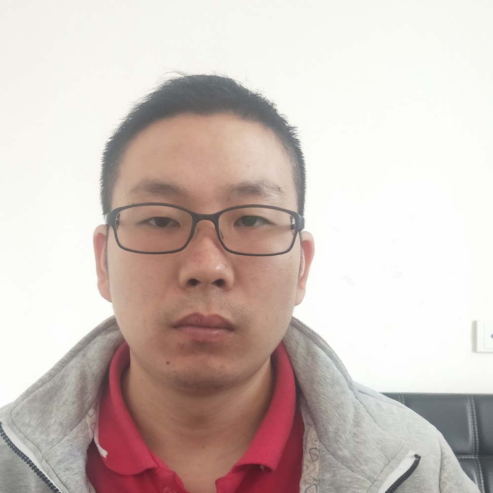 妖娆扯发夹的照片