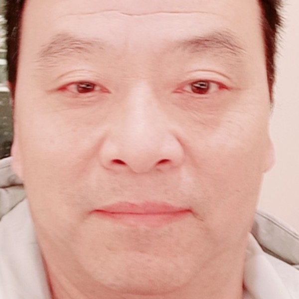 柯尼维夫的照片