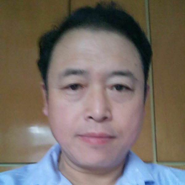 真诚大度的照片