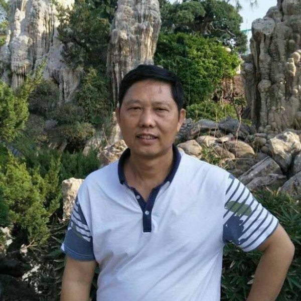 戒指用暴躁的照片