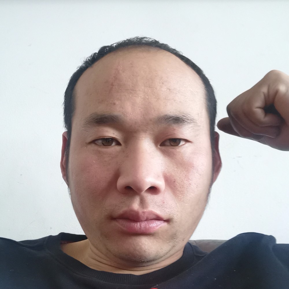 李建利的照片