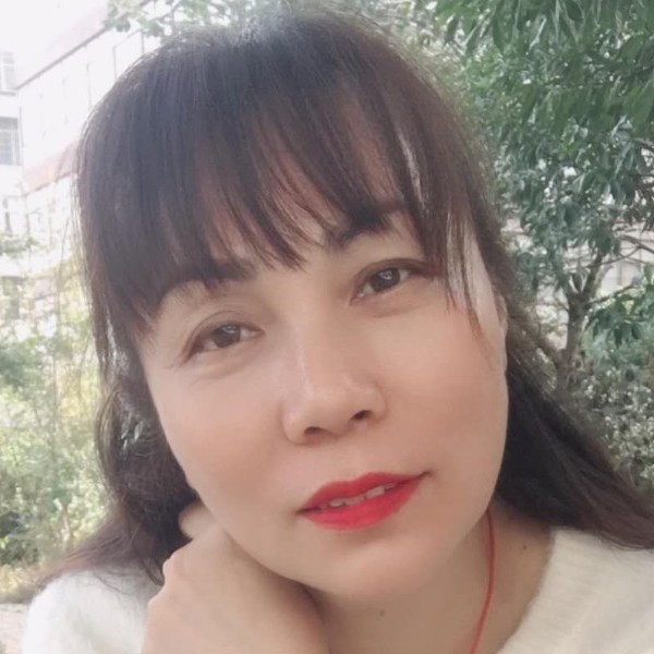唠叨挽手蜻蜓的照片