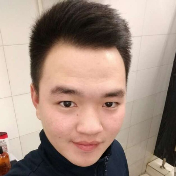 河马与英俊的照片