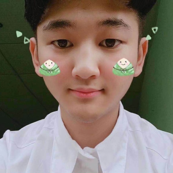 单身踢电源的照片