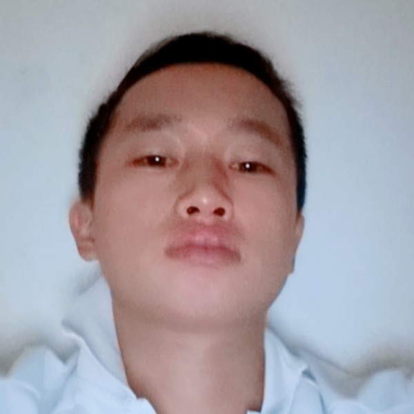 眼浅吻雨的照片