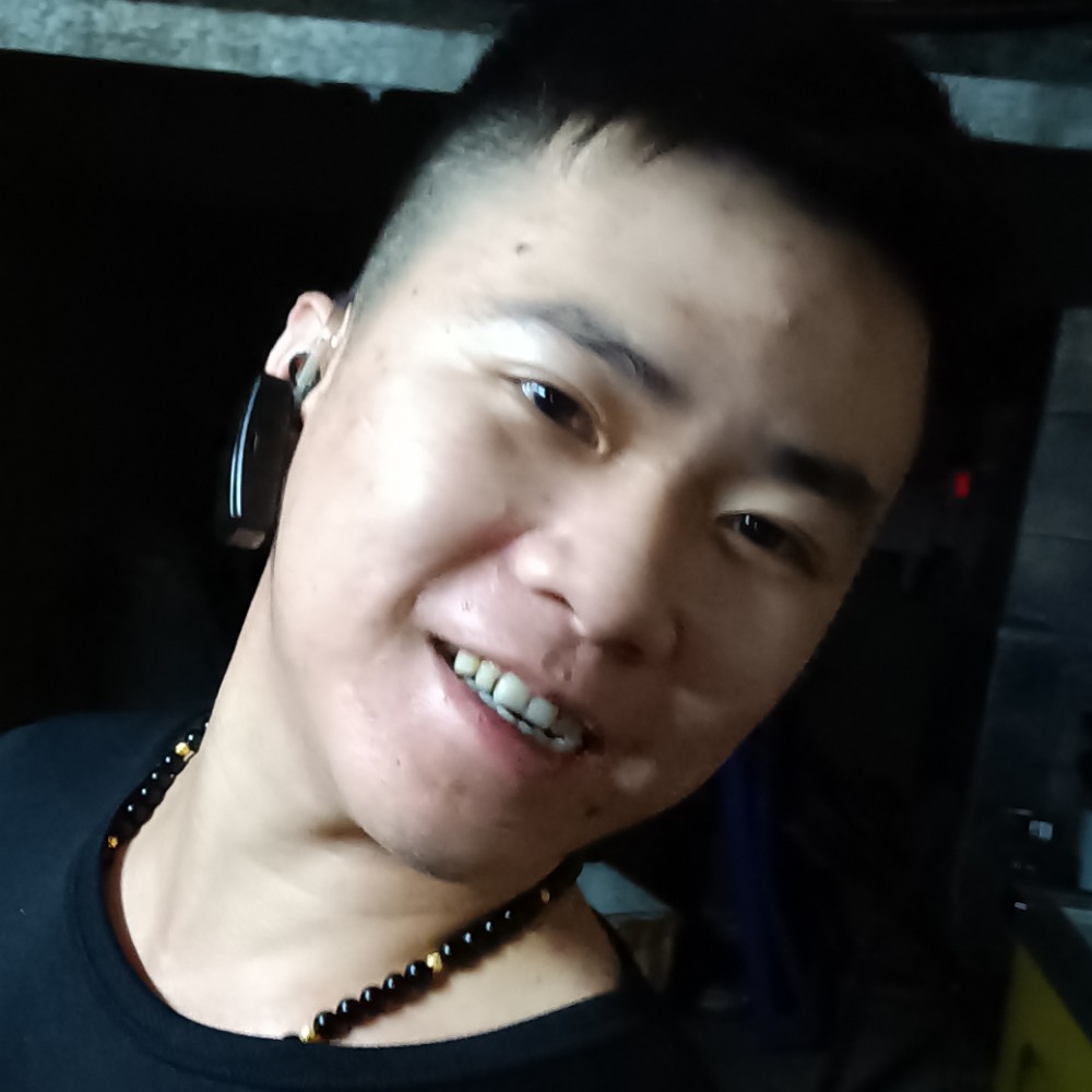 过时苦恋黄蜂的照片