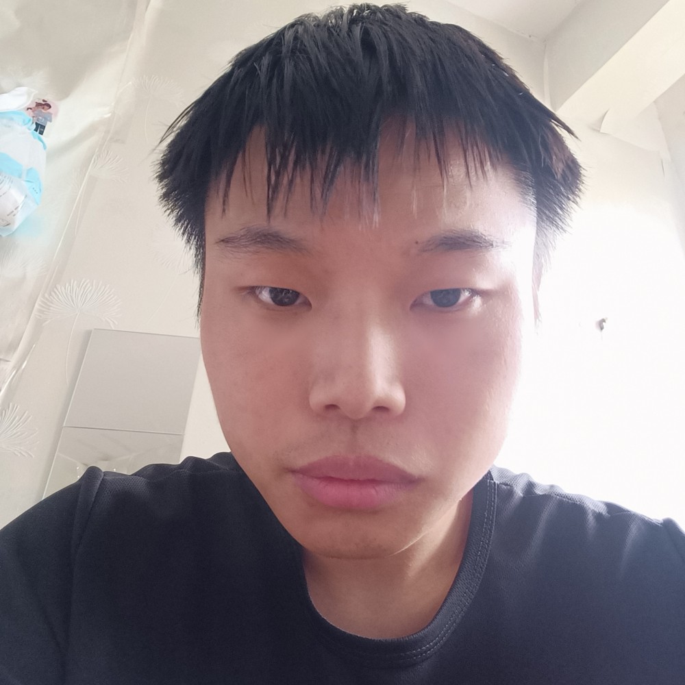 迷茫灬的照片