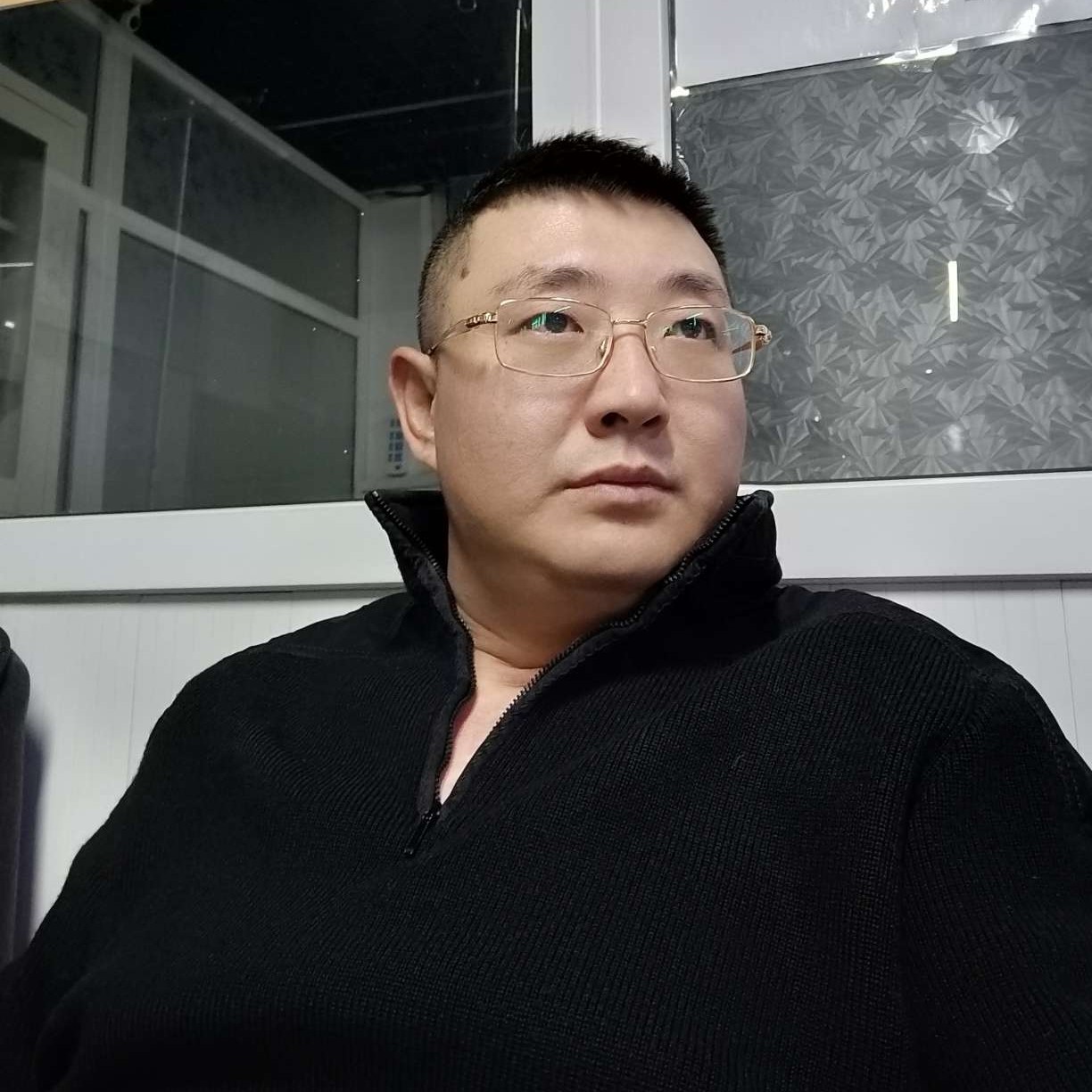深拥天空的照片