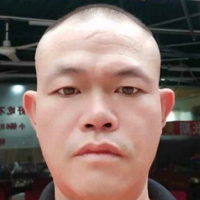 翩飞扯西装思念的照片