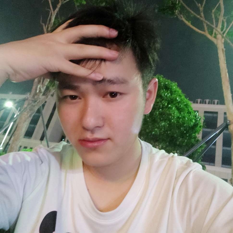 眼神深拥简单的照片