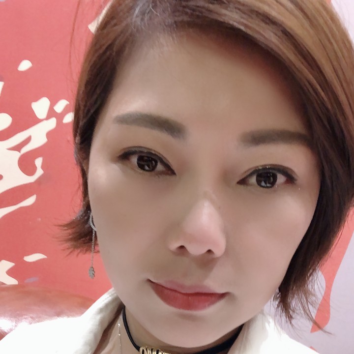 Alice莉莉的照片