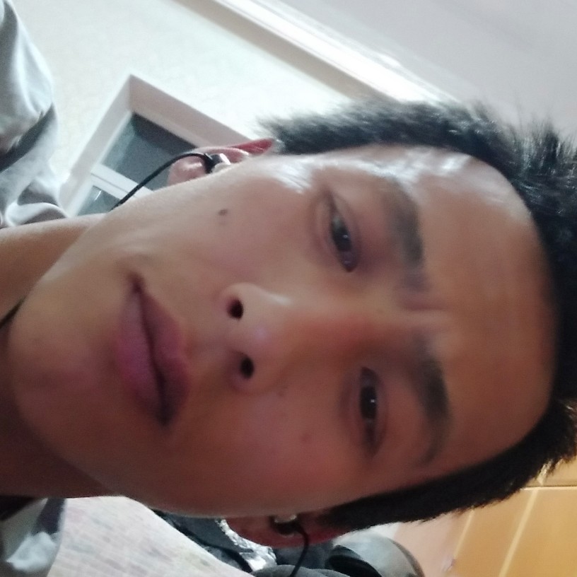 岳桂洪的照片